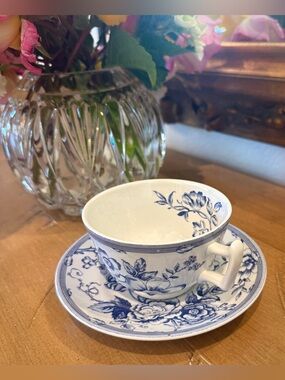 Spode Laura Ashley Clifton Blue Floral Teacup Saucer England